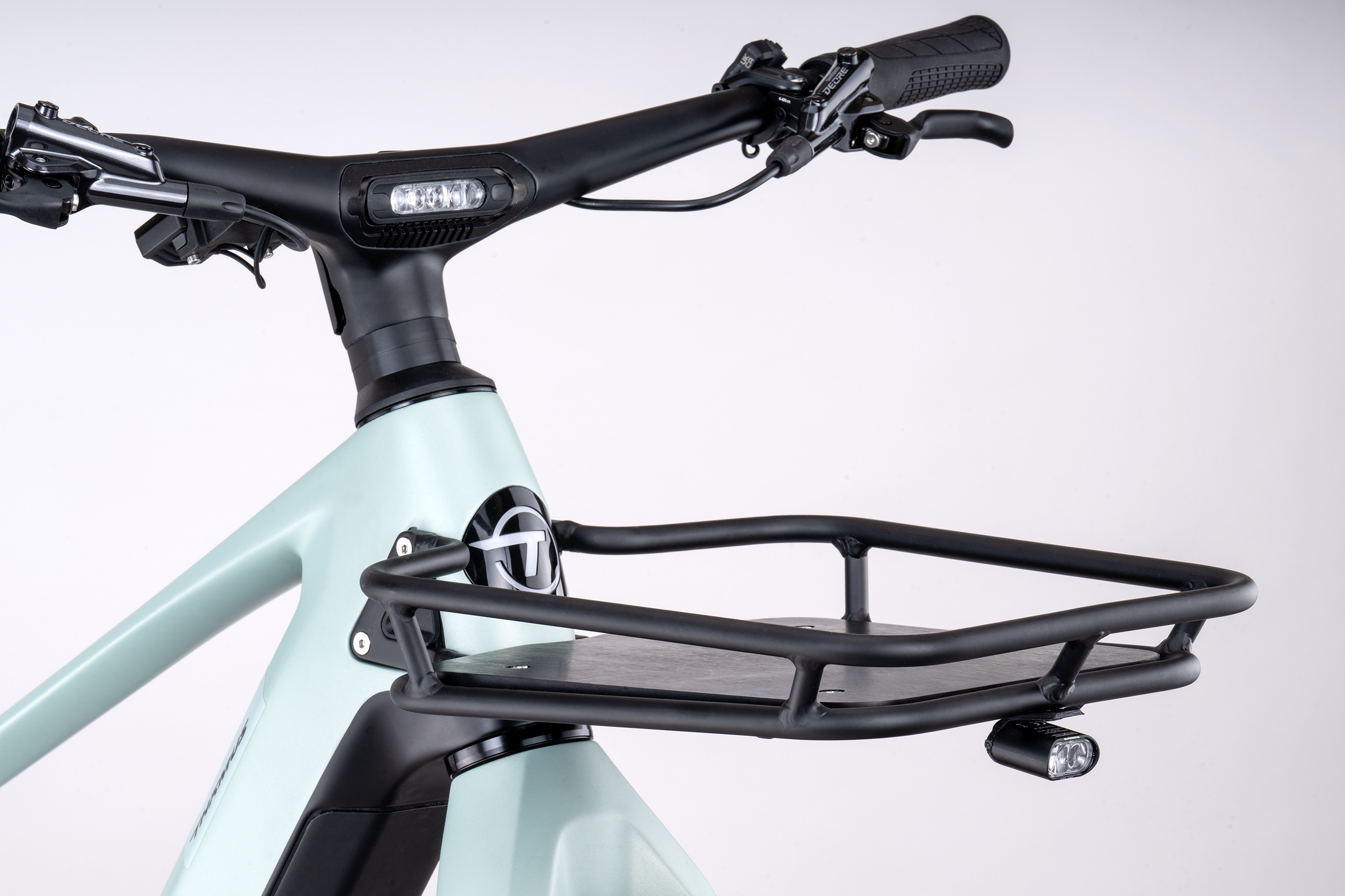 Gepaecktraeger vorne gross -9533